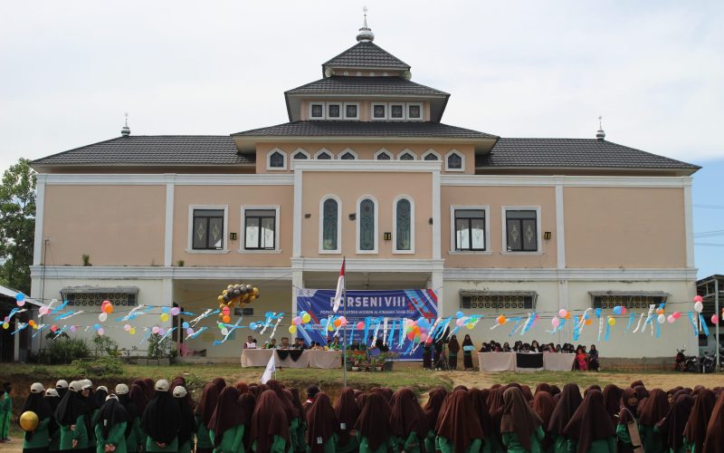 Kegiatan Porseni setiap akhir semester