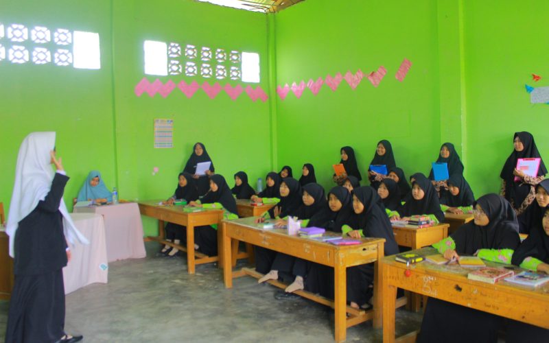 Ujian Praktek Mengajar di kelas (Amaliyah Tadris)
